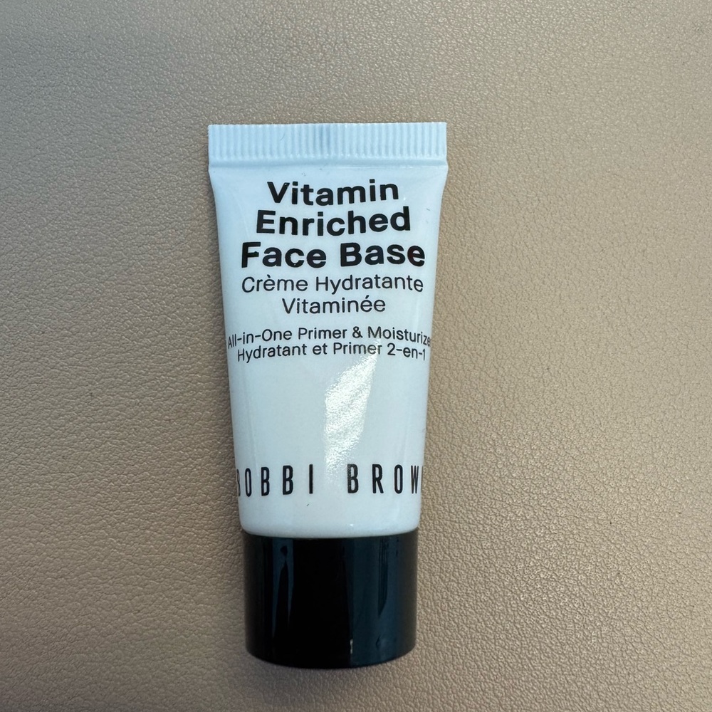 Bobbi Brown Vitamin Enriched Face Base in White and Black